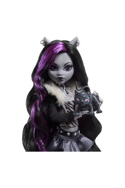 mattel Monster High Reel Drama Doll Clawdeen Wolf in Black And White
