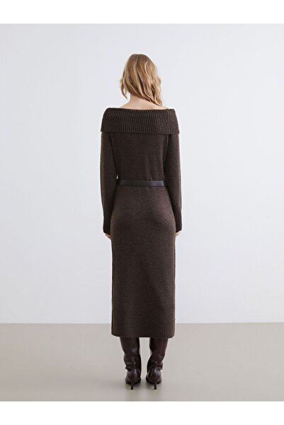 LC Waikiki Lcw Vision Boat Neck Belted Knit Dress