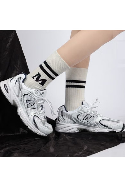 akix Stylish and comfortable casual shoes