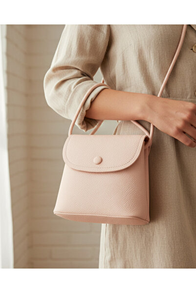 REDTAG جراب هاتف محمول وردي سادة للنساء