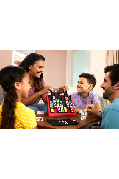 mattel UNO Quatro Card Game