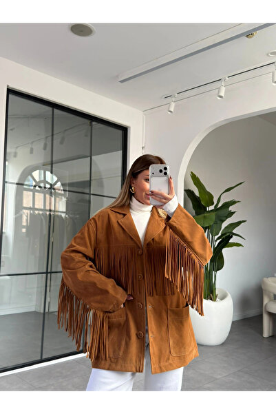 KÜBRA SÖYLEMEZ BOUTİQUE TABA PÜSKÜL DETAYLI SÜET CEKET