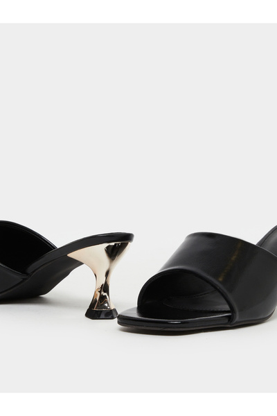 Styli Women Black Plain Sandals with Contrast Kitten Heel