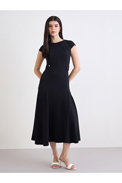 Styli Women Black Plain Short Sleeves A-Line Midi Dress