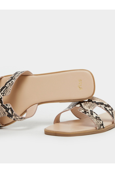 Styli Animal Print H Upper Flat Sandals