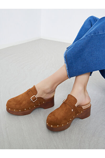 Styli Studded Block Heel Mules with Buckle Strap Detail