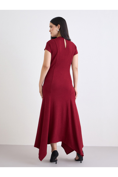 Styli Burgundy Asymmetric Hem Maxi Dress