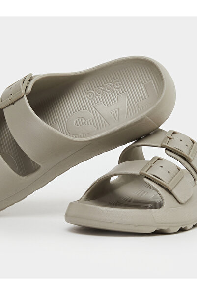 Styli Men Buckle Detail Slides