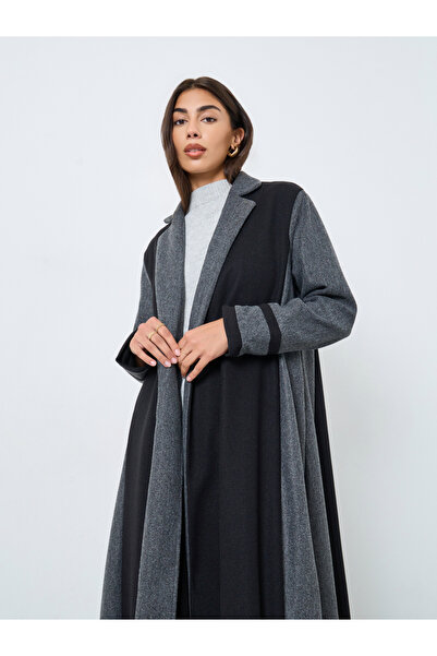 Styli Grey Color Block Notch Label Collar Abaya
