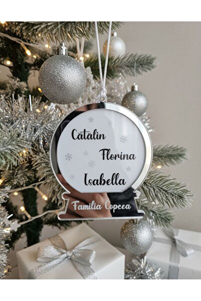 Atelierul Isabellei Plexiglass Christmas Globe - Family Model