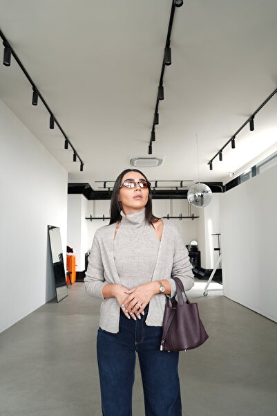 Özge Özgenç Self-Made Turtleneck Body Detailed Knitwear Cardigan