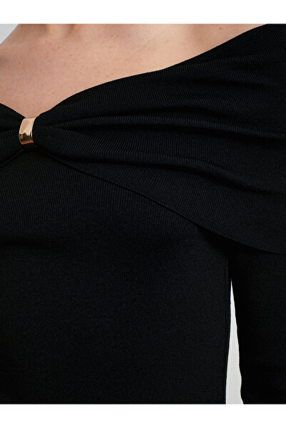 Dilvin 10820 Off-The-Shoulder Bow Detail Top-Black