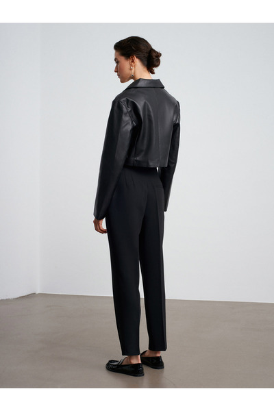 Dilvin 72174 Button Detailed Pleated Fabric Trousers-Black