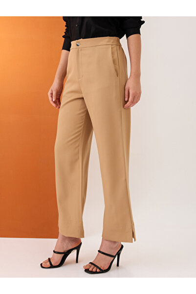 Globus By Styli Khaki Solid Mid-Rise Relaxed Fit Trousers