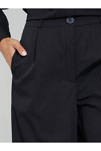 Styli Black Wide Leg Trousers with Pockets