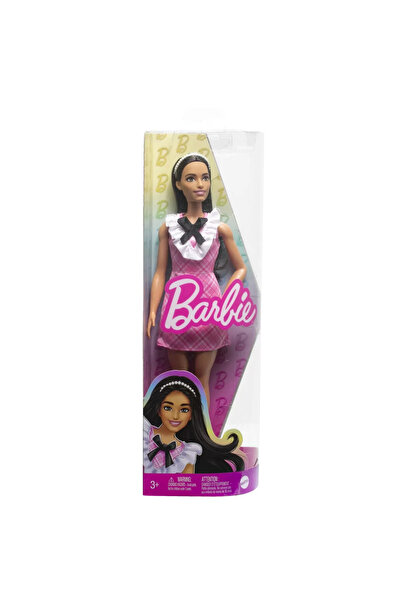Barbie Κούκλα Barbie με μελαχρινή μόδα και κορδέλα για τα μαλλιά
