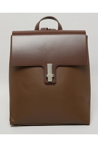 R&B حقيبة ظهر نسائية بنية اللون ذات غطاء صلب