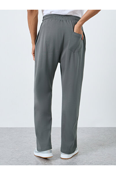 Styli Men Grey Plain Oversized Joggers