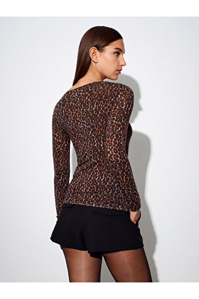 Dilvin 32347 Leopard Patterned Cashmere Blouse-Black