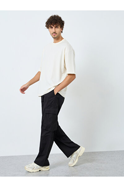 Styli Men Oversized Cargo Pocket Pants