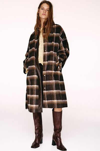 Pull & Bear Kareli uzun kaban