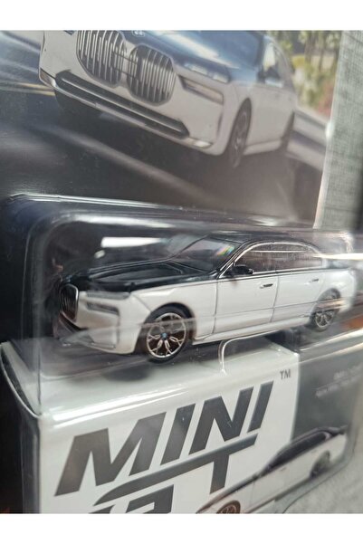 mini gt 1:64 Bmw I7 Xdrive60 Alpine White / Black Sapphire Diecast Model Car