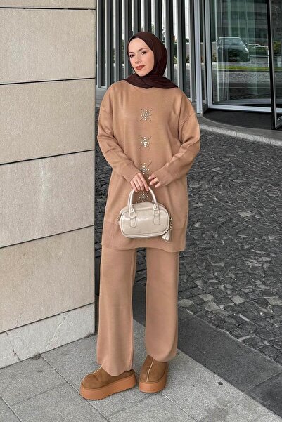 lamelif Pearl Embroidered Hijab Suit Camel