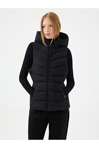 Loft Slim Fit Black Women's Vest Lf2040631