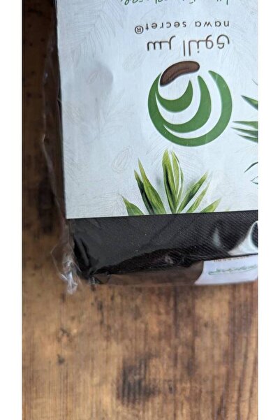 Nawa Secret Black eye/forehead pad