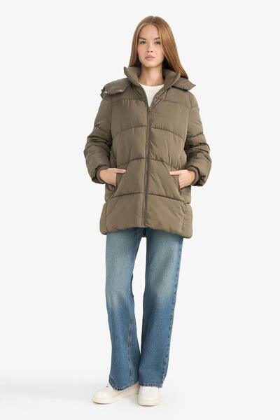 DeFacto Waterproof Regular Fit Hooded Parka (25 Wn)