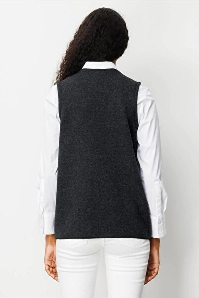 Desen 25030 Tri̇ko V-Yakasi Cebi̇ Kordene Nakiraşi̇mli̇ Fermuarli Kisa Yelek