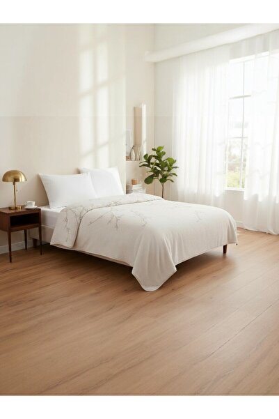 Özdilek White Sakura Double Prime Blanket 200×240 – Soft, Warm and Stylishly Textured