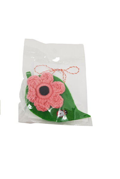 Handmade Broșă Floare Croșetată, Potrivită ca Mărțișor