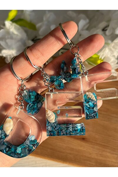 Sultan Tasarım سلسلة مفاتيح من الإيبوكسي مع قلوب من الأصداف البحرية - دمية دب...