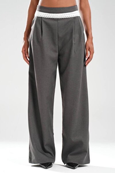 tw3 Women's Lace and Pleated Detailed Design Trousers