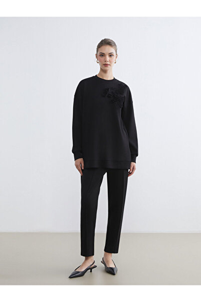 LC Waikiki Γυναικείο φούτερ με λουλουδάτο λαιμόκοψη Peak New Season