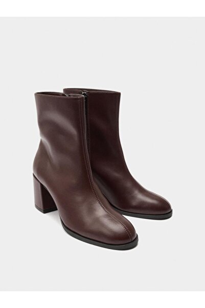 PARFOIS Blok Topuklu ve Üst Dikişli Bilekte Bot