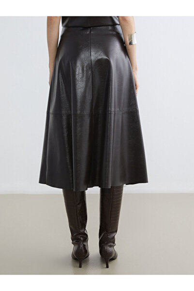 LC Waikiki Peak Новий сезон Спідниця з застібкою на талії та А-силуетом зі шкіряним ефектом