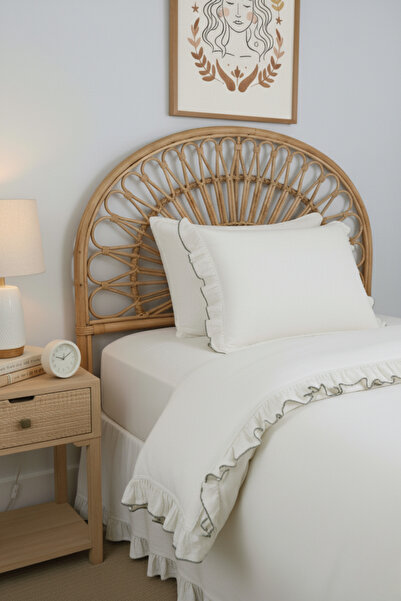 Magnolia Vintage Ruffled Single Duvet Cover Set - Cotton, Cream Color, Soft Textured Stylish Design