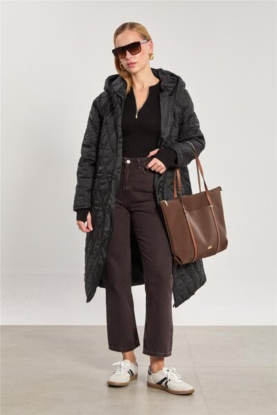 BARRELS AND OIL Women's Hooded Quilted Long Coat - Black