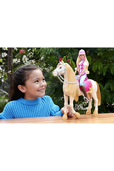 Barbie Mysteries Horse with Sounds and Accessories