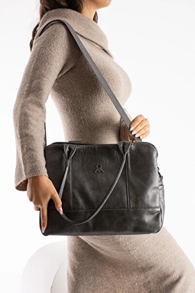 Mega & Polo Mega Women's Arm Bag 8 Compartments Fully Lined Inside Lightweight Design Shoulder Bag