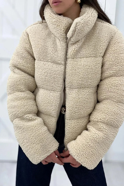 Giyyin Beige Lamb Teddy Plush Embossed Fiber-Filled Lined Women's Coat with Zipper Pockets