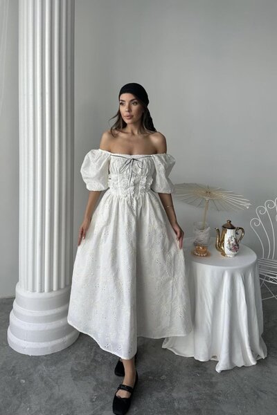 By Sevilen Collection Ecru Lace Detailed Brode Dress