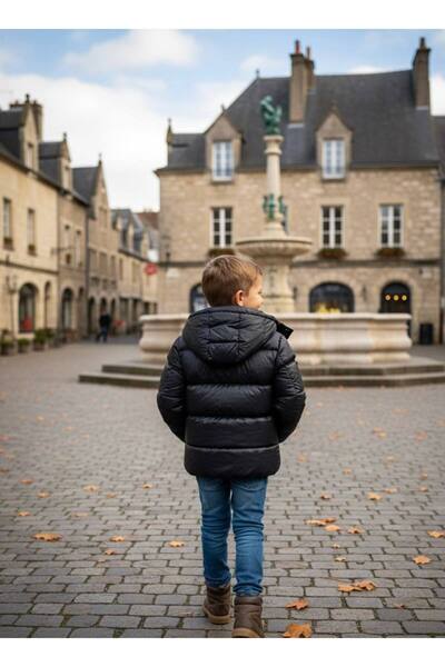 YusGos Baby Boy Waterproof Inflatable Jacket with Hooded Zippered Pockets (2-15 Years)