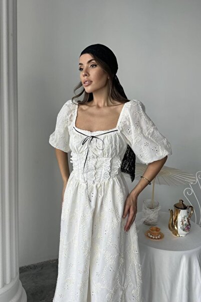 By Sevilen Collection Ecru Lace Detailed Brode Dress