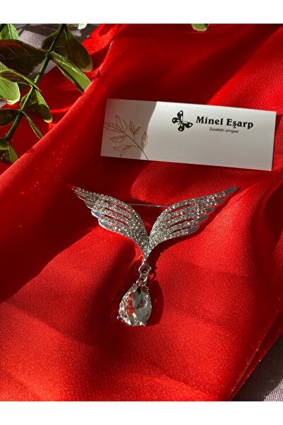 MİNELEŞARP34 Damla şeklinde şık özel tasarım taşlı çelik broş. Özel ambalajında gönderim sağlanır