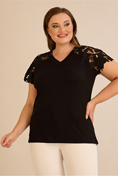 FOR ESRA BIG TREND Women's Plus Size Shoulder Flower Guipure Low-Cut V-Neck Raglan Short Sleeve Viscose Stretchy Blouse