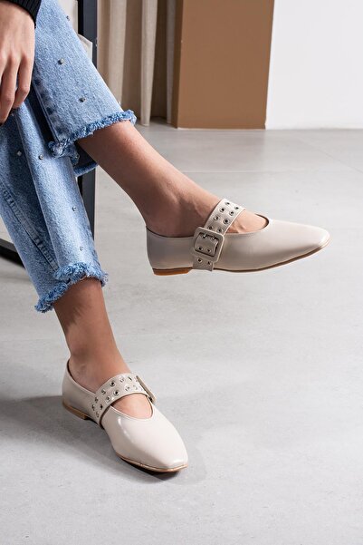 FSKOMBİN Biko Beige Patent Leather Women's Ballerinas