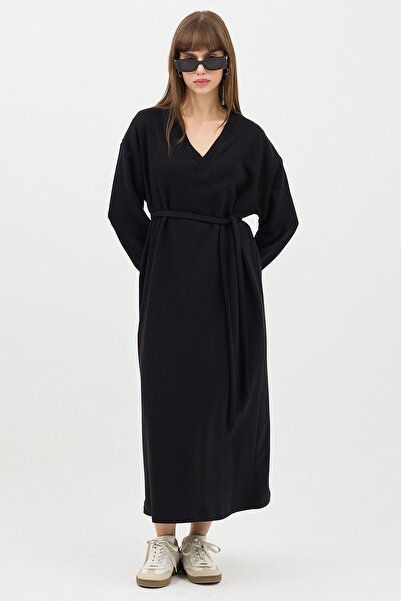 QANU V-Neck Long Sweatshirt Black